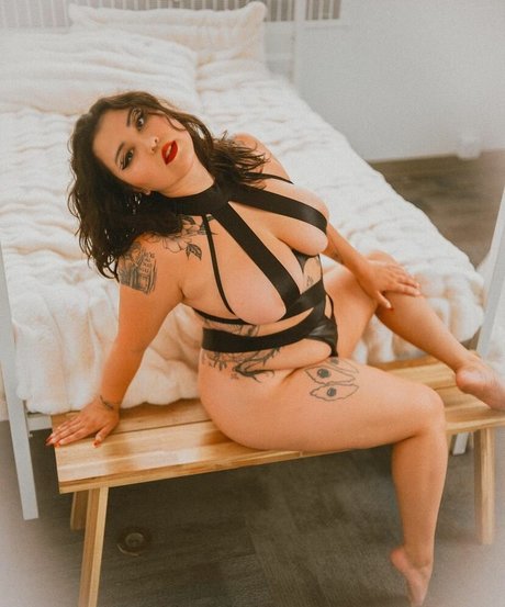 Suki Jade