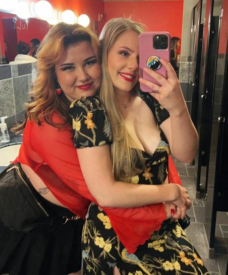 Nacktes geleaktes OnlyFans-Foto von Suki Jade