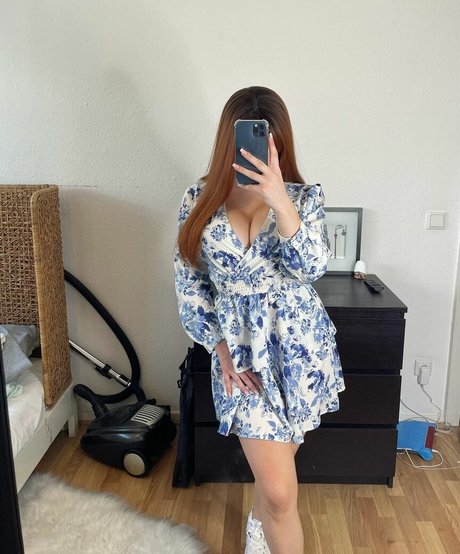 Nacktes geleaktes OnlyFans-Foto von Azubikim