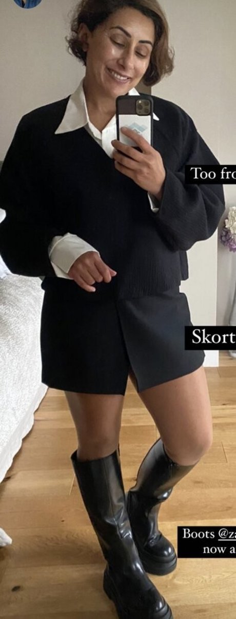 Nacktes geleaktes OnlyFans-Foto von Saira Khan