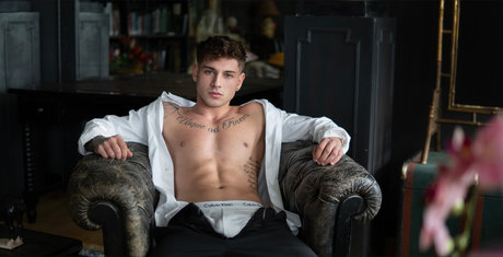 Nacktes geleaktes OnlyFans-Foto von Liam Reed  Top 0
