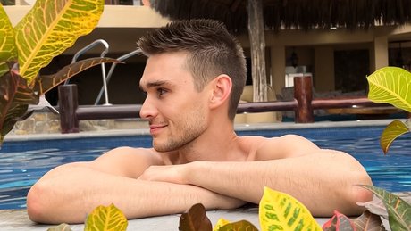 Nacktes geleaktes OnlyFans-Foto von Liam Arnolds