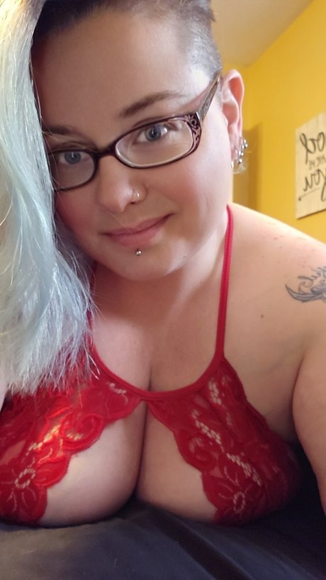 Nacktes geleaktes OnlyFans-Foto von Lexilush