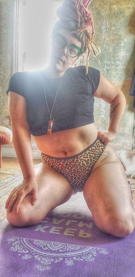 Nacktes geleaktes OnlyFans-Foto von Lexibloomshroom