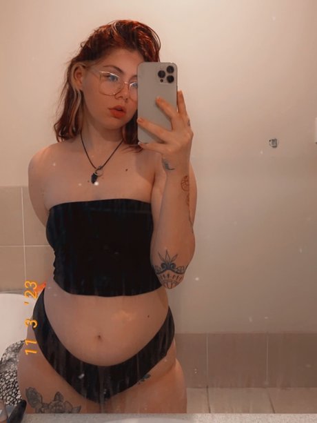 Nacktes geleaktes OnlyFans-Foto von Lexi
