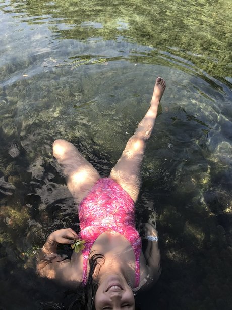 Nacktes geleaktes OnlyFans-Foto von Letcia Alves