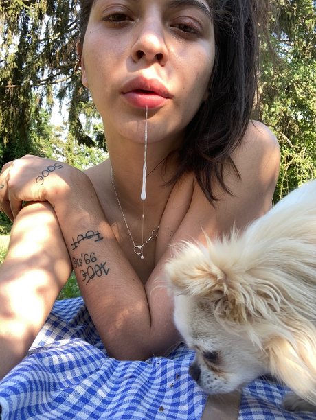 Nacktes geleaktes OnlyFans-Foto von Legallyaged