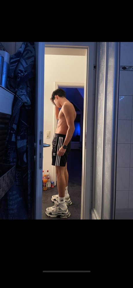 Nacktes geleaktes OnlyFans-Foto von Leeyano