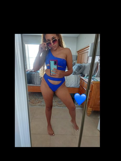 Nacktes geleaktes OnlyFans-Foto von L29