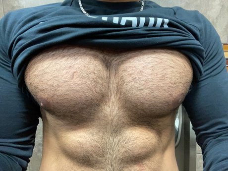 Nacktes geleaktes OnlyFans-Foto von Malek