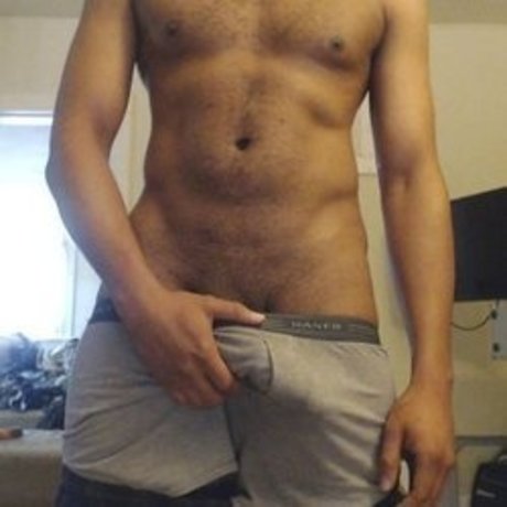 Nacktes geleaktes OnlyFans-Foto von Learoy Love