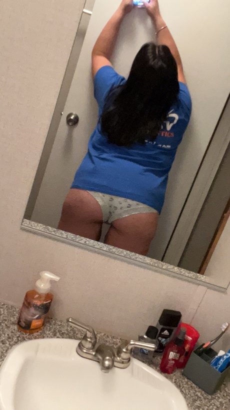 Nacktes geleaktes OnlyFans-Foto von Lea