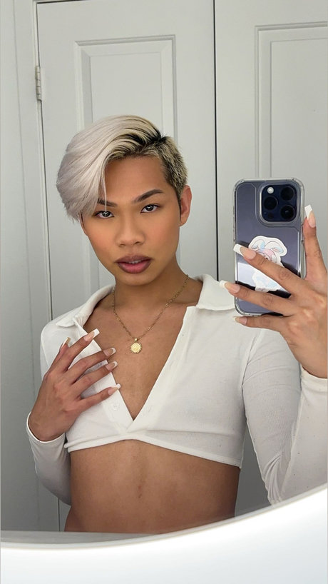 Nacktes geleaktes OnlyFans-Foto von Barbie Bussy