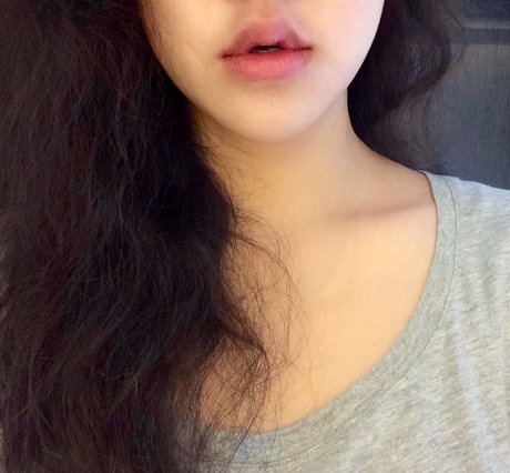Nacktes geleaktes OnlyFans-Foto von Lauren Ella Song