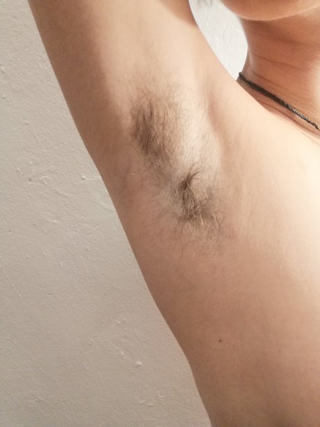 Nacktes geleaktes OnlyFans-Foto von Laura Nora