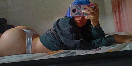 Nacktes geleaktes OnlyFans-Foto von Linadzpriv