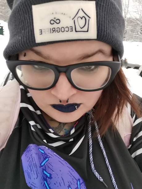 Nacktes geleaktes OnlyFans-Foto von Lily
