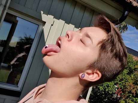 Nacktes geleaktes OnlyFans-Foto von Lilly Love 
