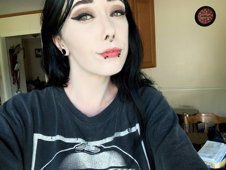 Nacktes geleaktes OnlyFans-Foto von Lillith Black
