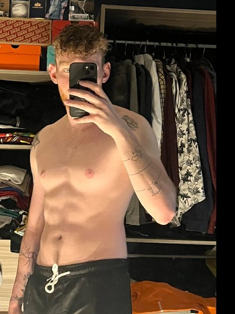 Nacktes geleaktes OnlyFans-Foto von Lilian Cren