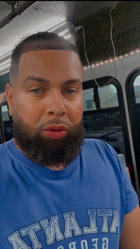 Nacktes geleaktes OnlyFans-Foto von Lightskinjay