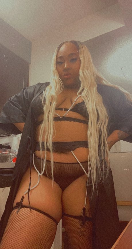 Nacktes geleaktes OnlyFans-Foto von Ab