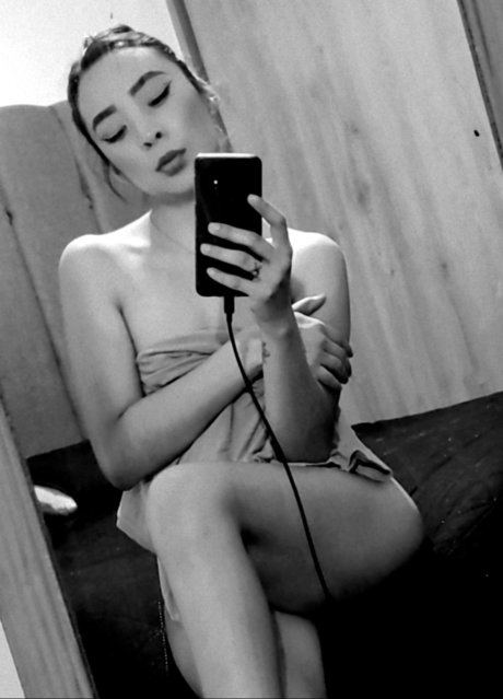 Nacktes geleaktes OnlyFans-Foto von Lu Sasil
