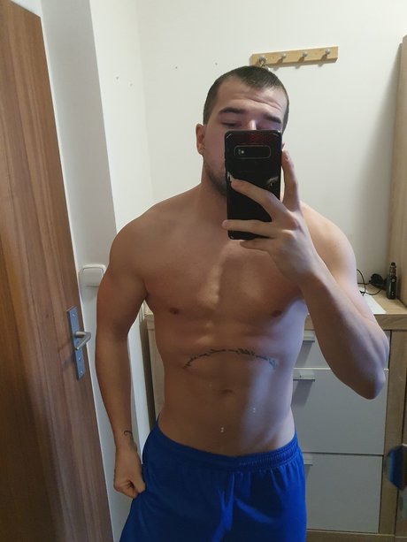 Nacktes geleaktes OnlyFans-Foto von Lr93