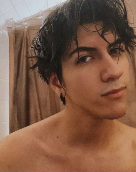 Nacktes geleaktes OnlyFans-Foto von Alexander Vega