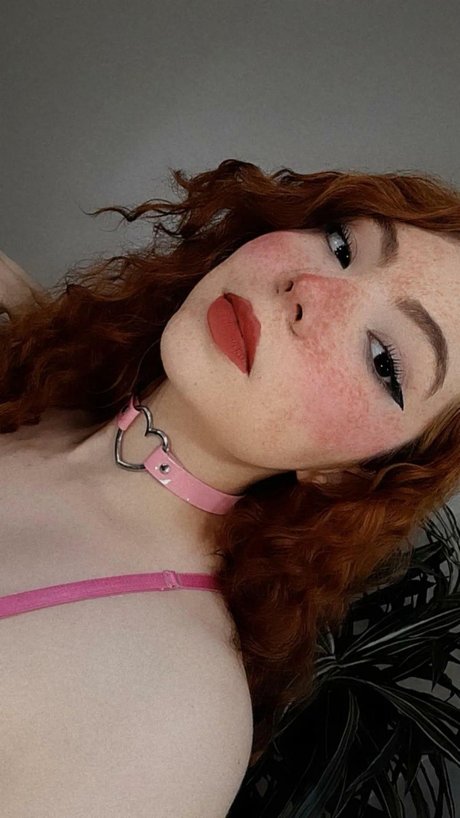 Nacktes geleaktes OnlyFans-Foto von Louise
