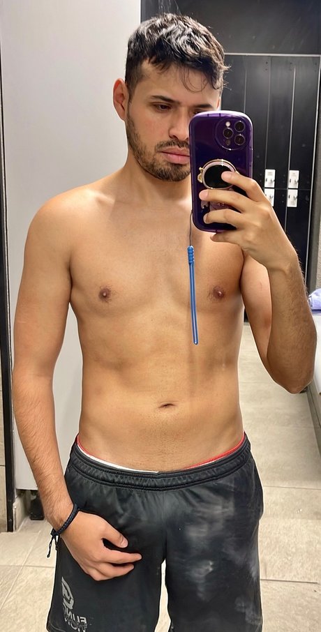Nacktes geleaktes OnlyFans-Foto von Daniel Huerta