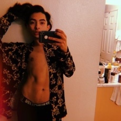 Nacktes geleaktes OnlyFans-Foto von Daniel Lon 