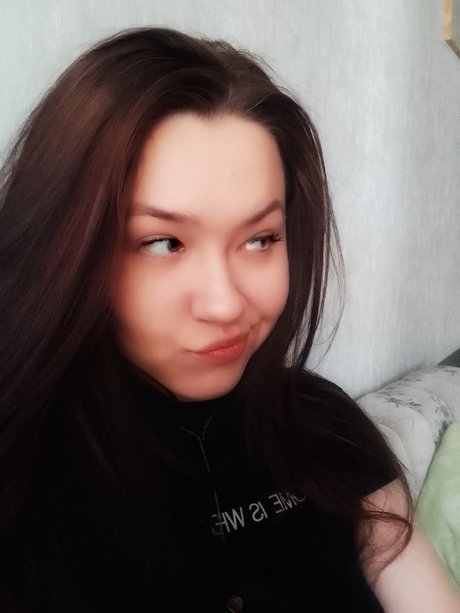 Nacktes geleaktes OnlyFans-Foto von Lolybaby