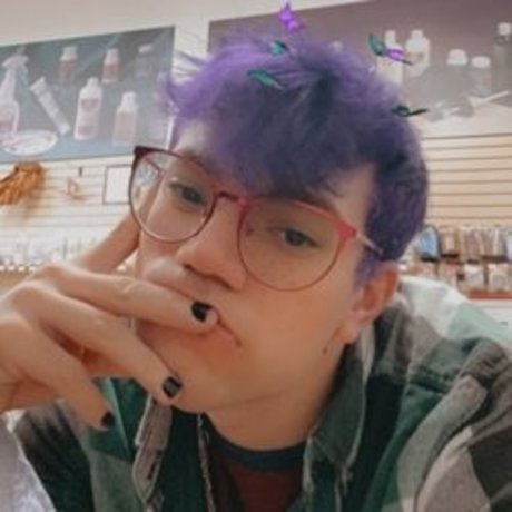 Nacktes geleaktes OnlyFans-Foto von Lleodoe