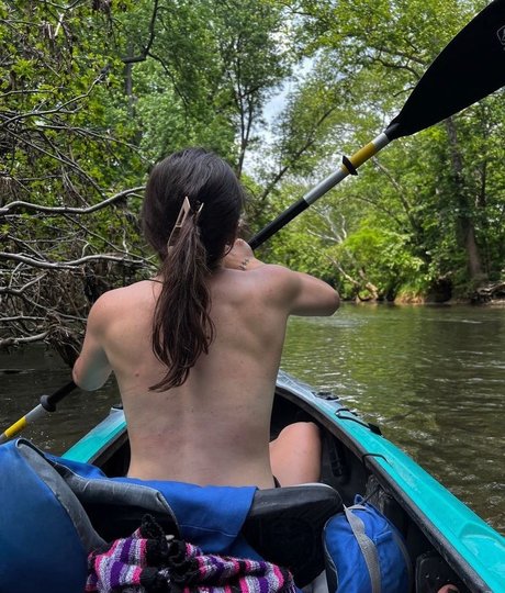 Nacktes geleaktes OnlyFans-Foto von Liv