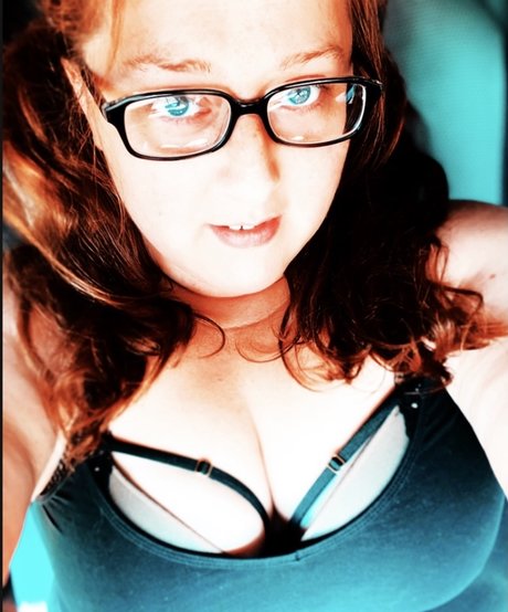 Nacktes geleaktes OnlyFans-Foto von Maddie Renee Freepage
