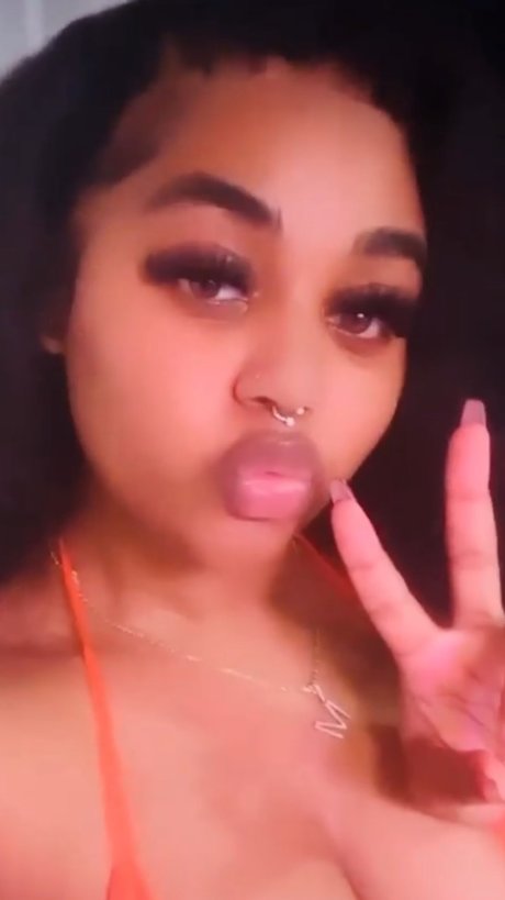 Nacktes geleaktes OnlyFans-Foto von Mmookie