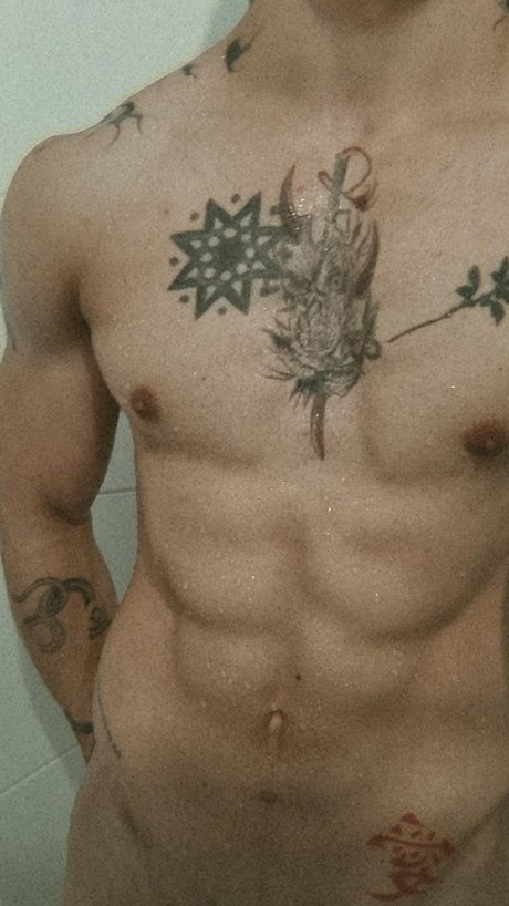 Nacktes geleaktes OnlyFans-Foto von Lyoz