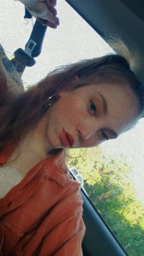 Nacktes geleaktes OnlyFans-Foto von Luxie Braxton Baby