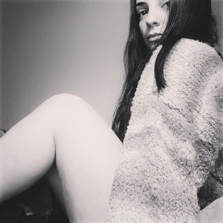 Nacktes geleaktes OnlyFans-Foto von Luca Victoria