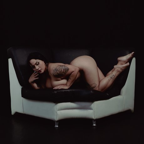 Nacktes geleaktes OnlyFans-Foto von Luritatx