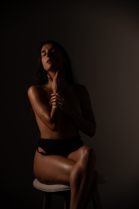 Nacktes geleaktes OnlyFans-Foto von Belcel