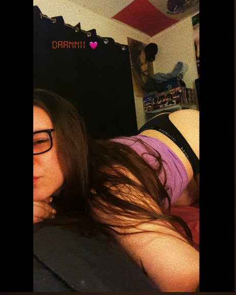 Nacktes geleaktes OnlyFans-Foto von Your Fantasy 
