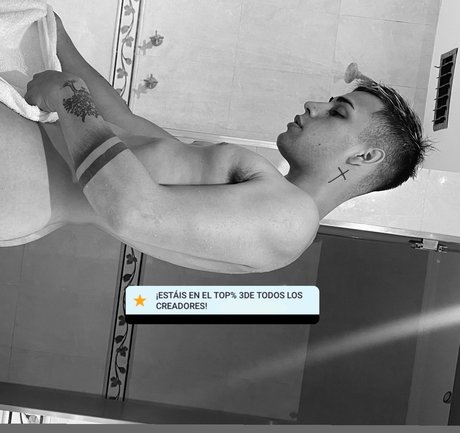 Nacktes geleaktes OnlyFans-Foto von   