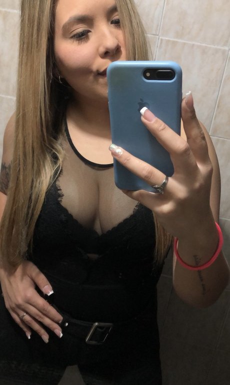 Nacktes geleaktes OnlyFans-Foto von Luciana