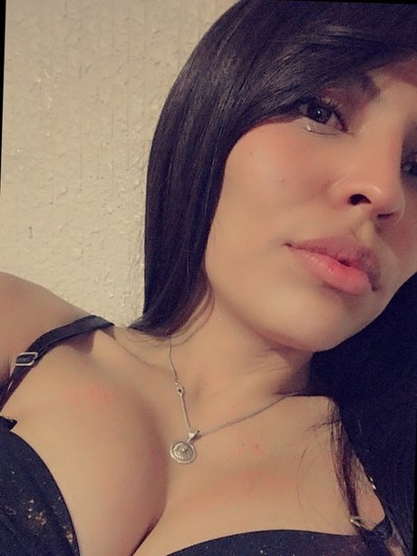 Nacktes geleaktes OnlyFans-Foto von Luadeluone