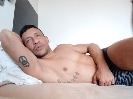 Nacktes geleaktes OnlyFans-Foto von Markitene