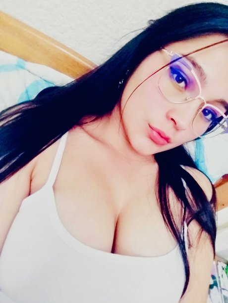 Nacktes geleaktes OnlyFans-Foto von Valentina Marin