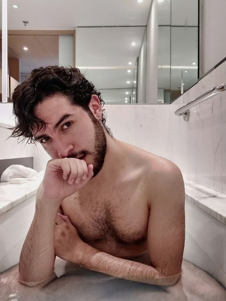 Nacktes geleaktes OnlyFans-Foto von Marco