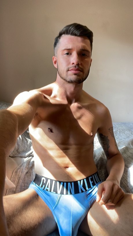 Nacktes geleaktes OnlyFans-Foto von Marco Braid